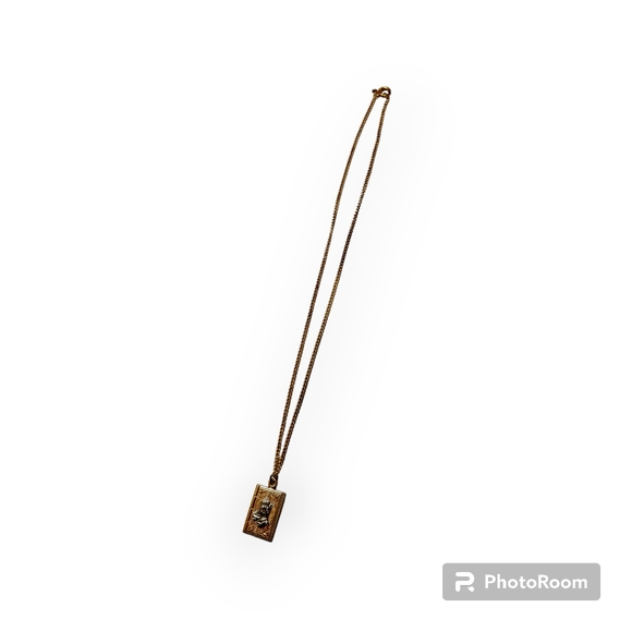 Vintage Serenity Prayer Praying Hands Book Necklace - Picture 4 of 4